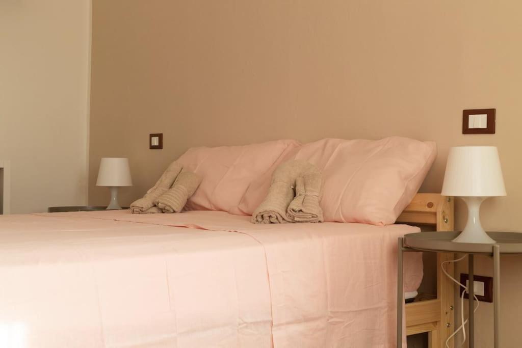 Maria'S Bed - Intero Alloggio Accogliente Dorno Kültér fotó